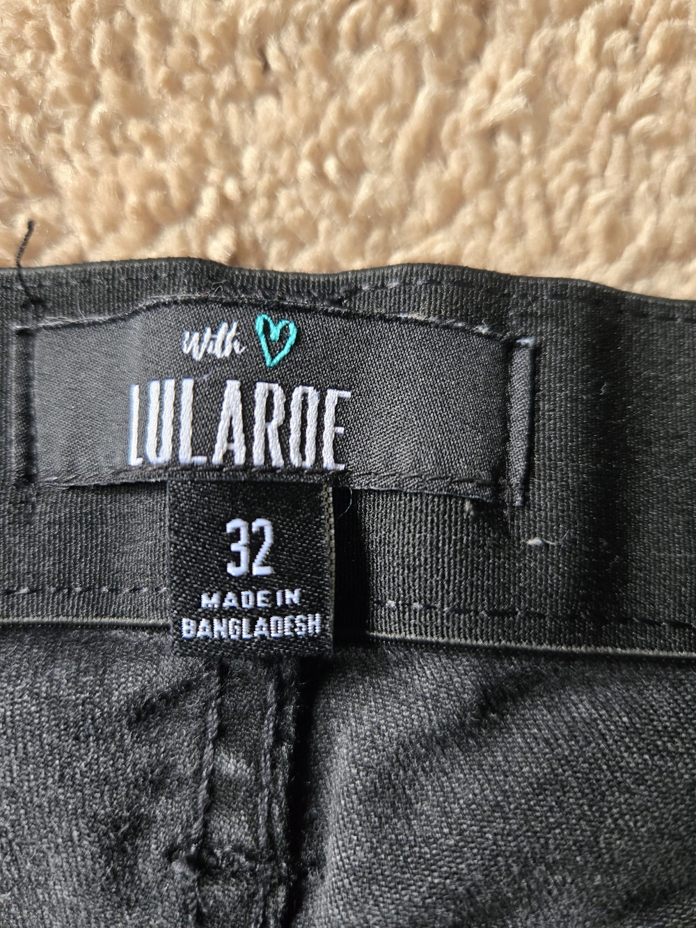 LuLaRoe Faded Black Charcoal Tapered Stretch Jeans 32 - Picture 3 of 7
